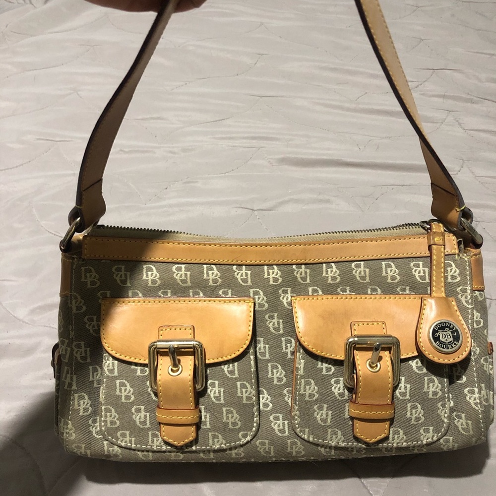 Dooney & Bourke purse